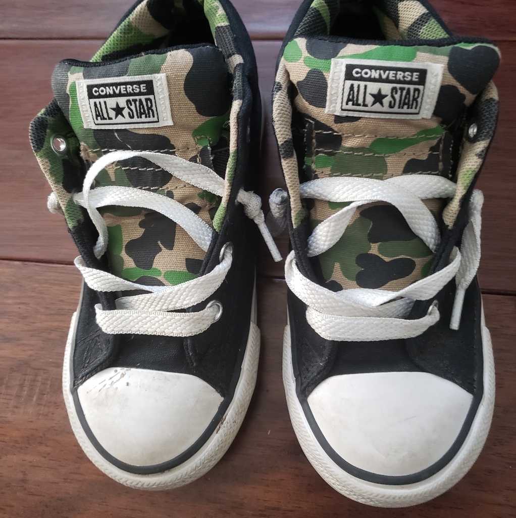 Black White  Camo Preowned Converse